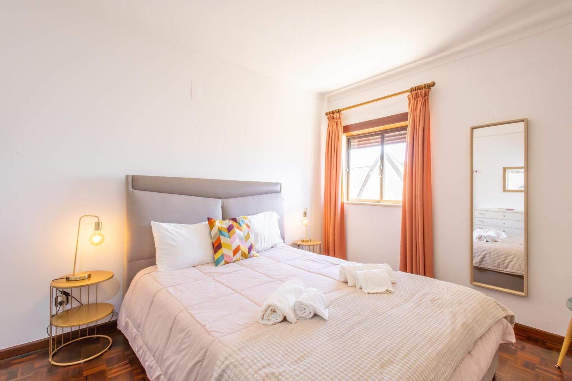 Baia - A Poucos Metros Da Baia Apartment Sao Martinho do Porto Bagian luar foto