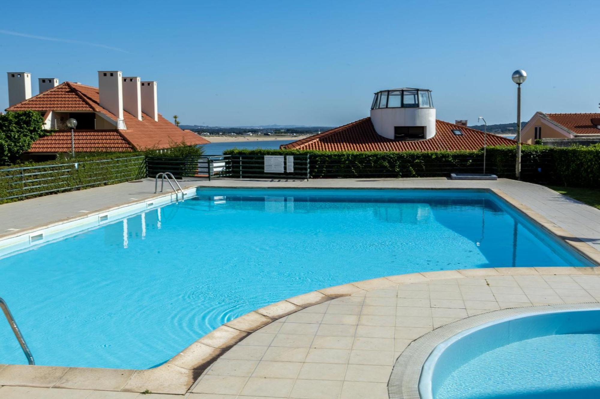 Baia - A Poucos Metros Da Baia Apartment Sao Martinho do Porto Bagian luar foto