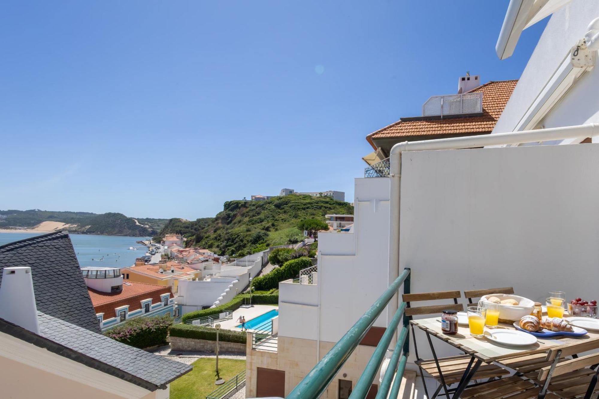 Baia - A Poucos Metros Da Baia Apartment Sao Martinho do Porto Bagian luar foto